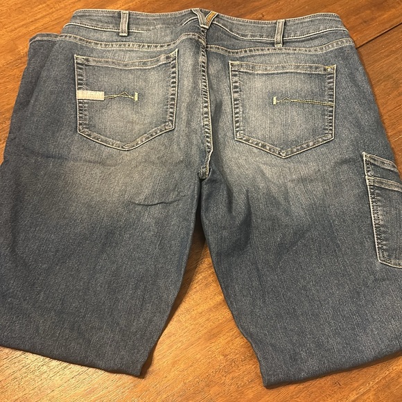 Ariat mid rise boot jeans - Picture 2 of 7